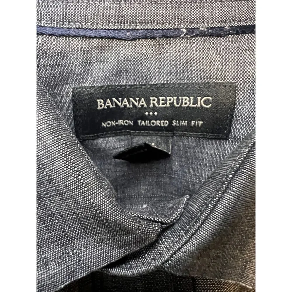Banana Republic Charcoal Gray Button Down Shirt SIze Medium
